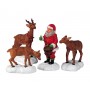 LEMAX SANTA FEEDS REINDEER, SET OF 4