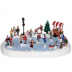 LEMAX VILLAGE SKATING POND, SET OF 18 94048