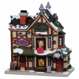 LEMAX PENNY LANE SHOPPES, B/O LED 25875